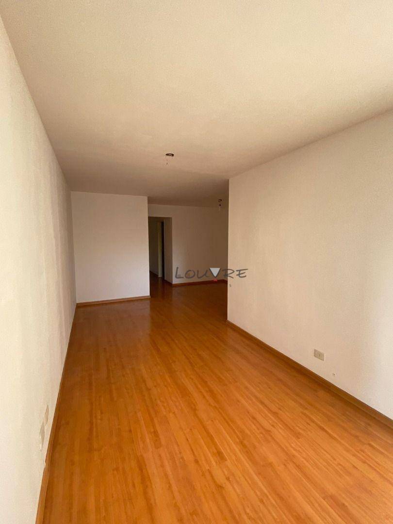 Apartamento para alugar com 2 quartos, 80m² - Foto 3