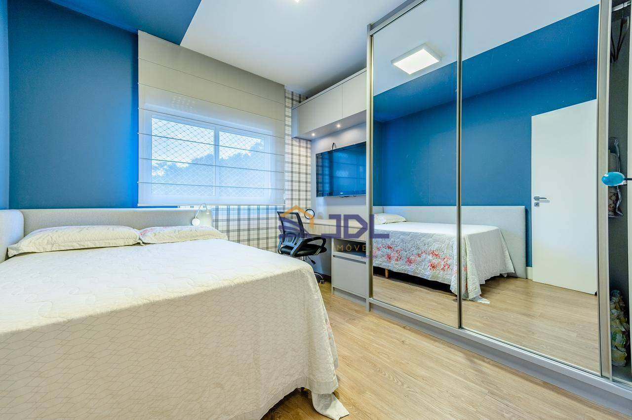 Apartamento à venda com 3 quartos, 111m² - Foto 34