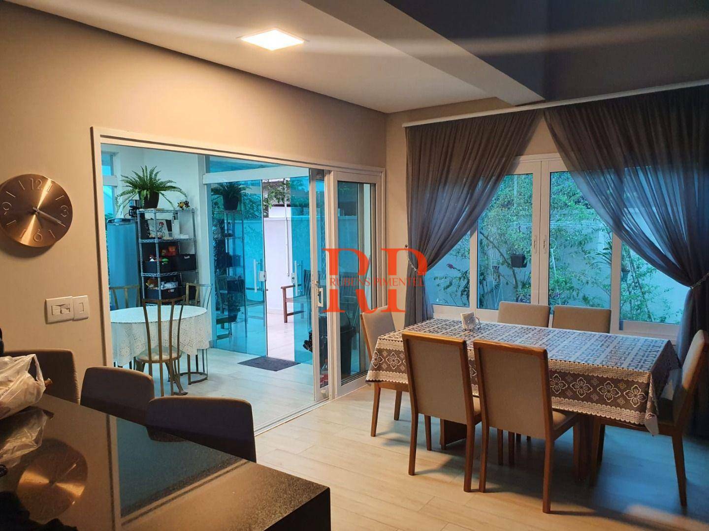 Casa à venda com 4 quartos, 222m² - Foto 52