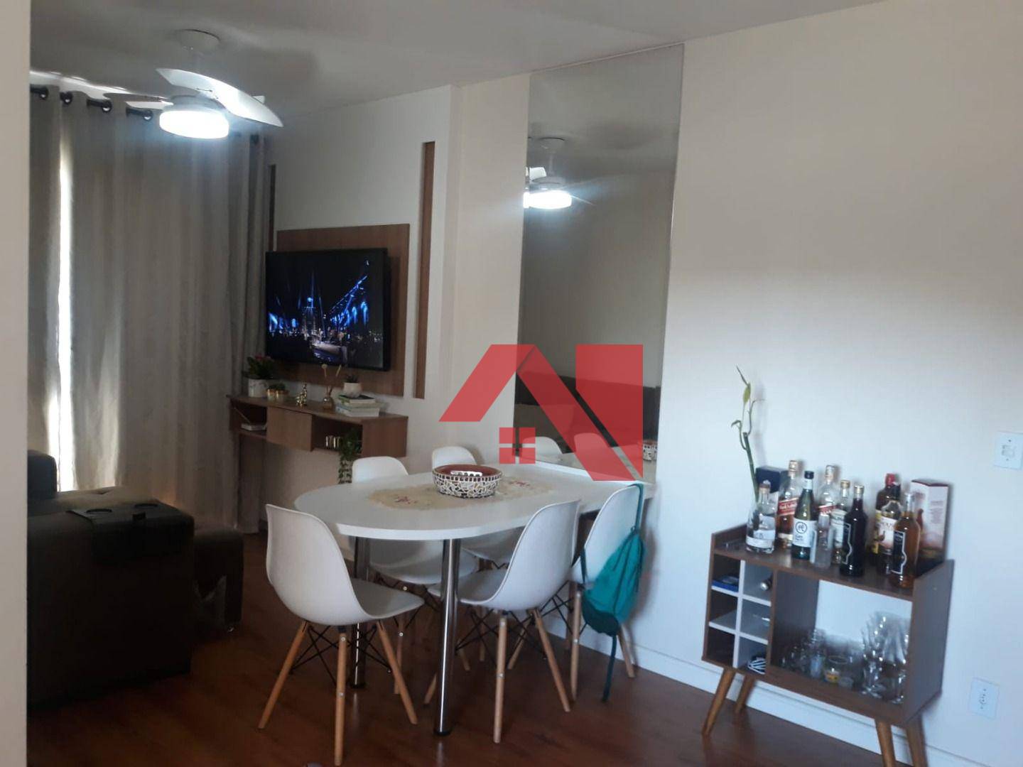 Apartamento à venda com 2 quartos, 50m² - Foto 1