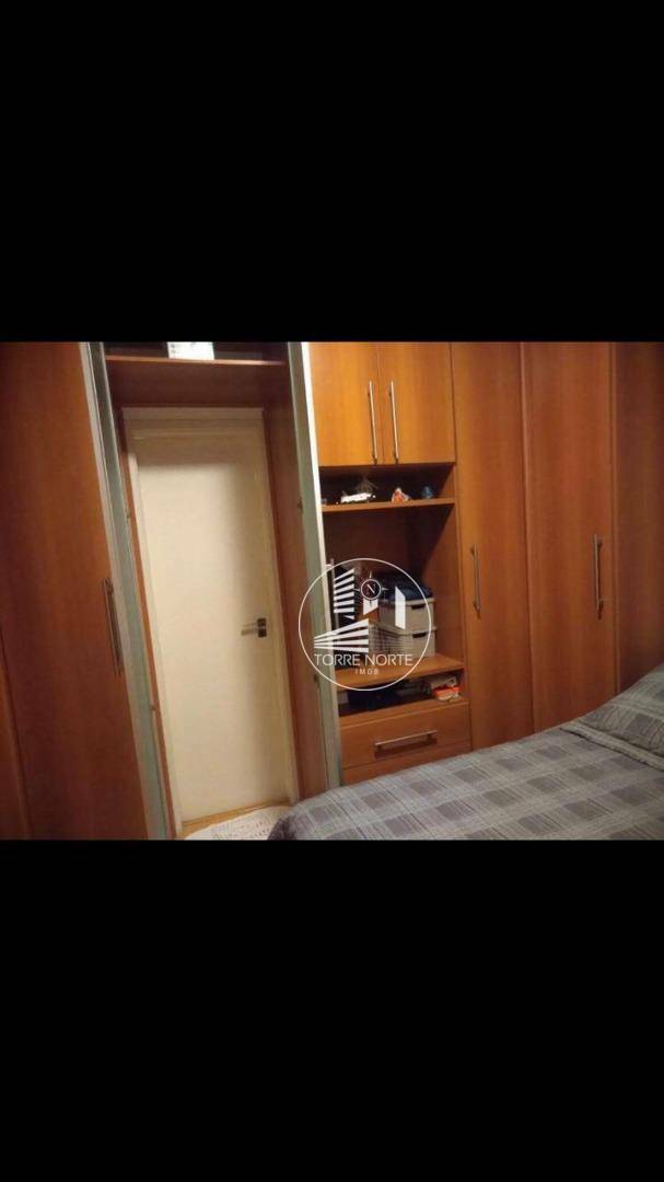 Apartamento à venda com 2 quartos, 83m² - Foto 4