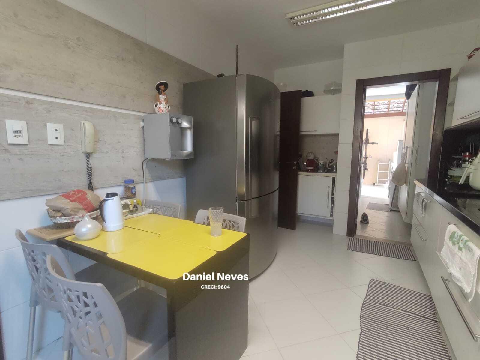 Casa de Condomínio à venda com 3 quartos, 200m² - Foto 12