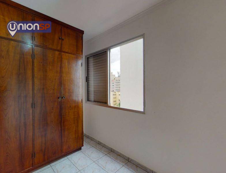 Apartamento à venda com 2 quartos, 67m² - Foto 4