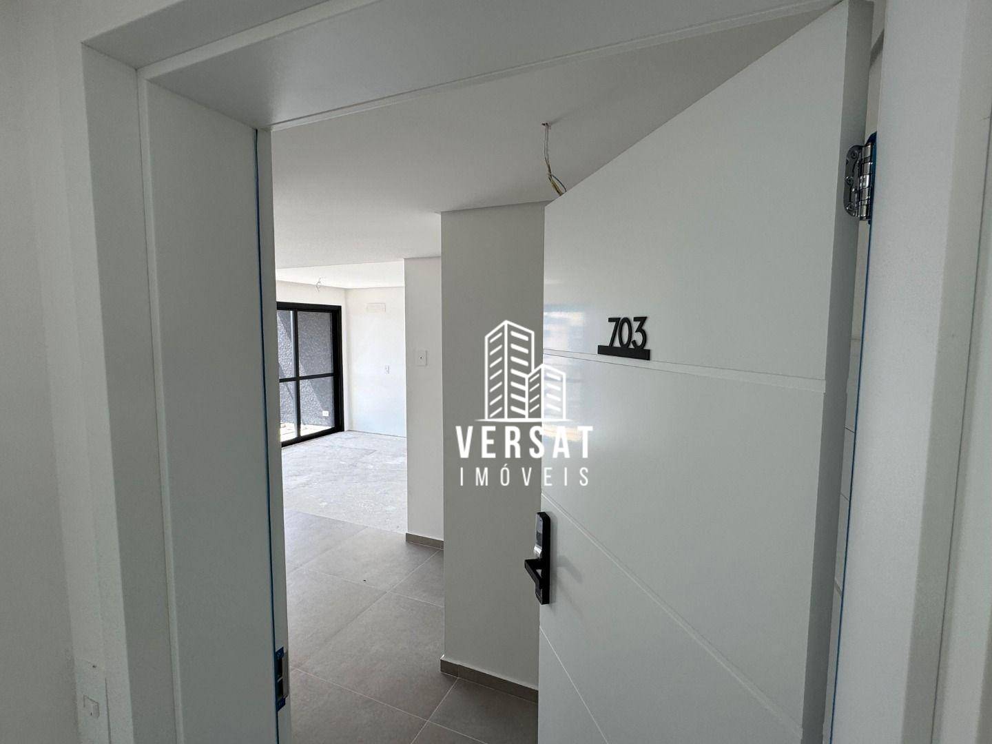 Apartamento à venda com 3 quartos, 96m² - Foto 13