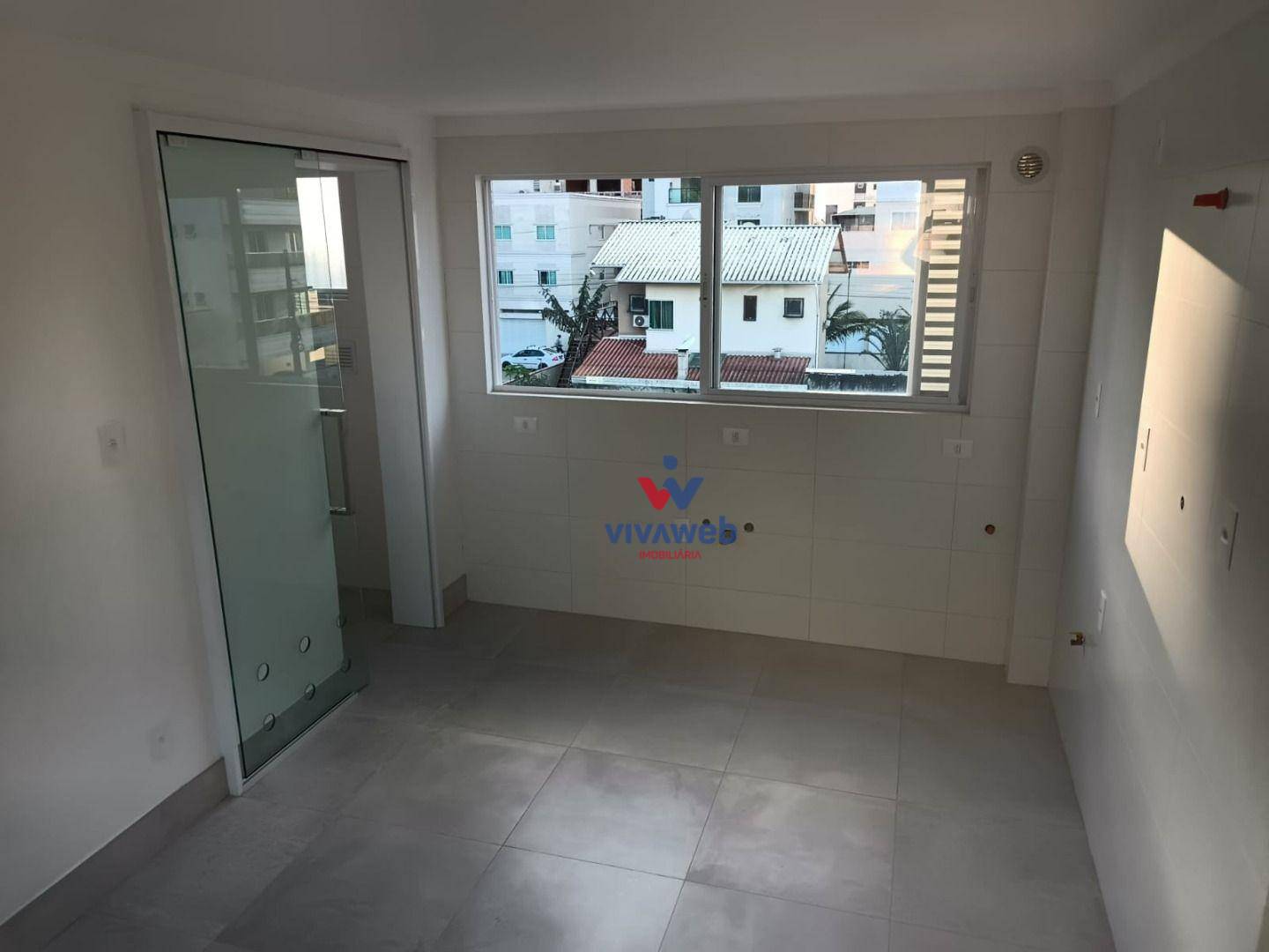 Apartamento à venda com 2 quartos, 62m² - Foto 6