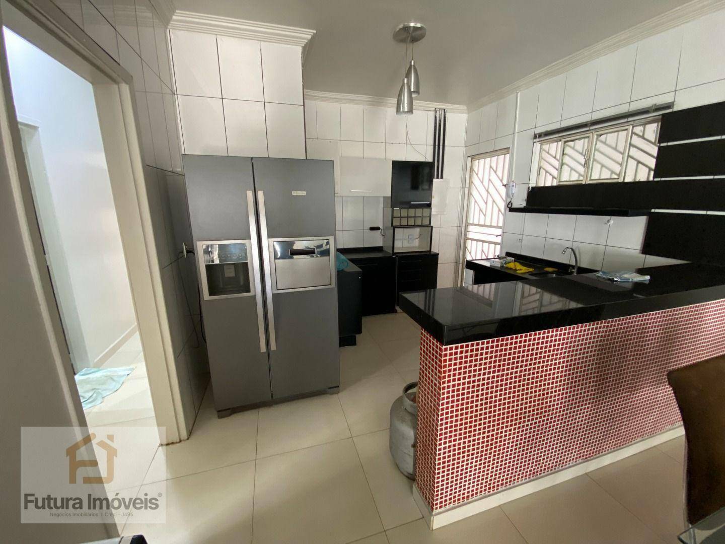 Casa para alugar com 4 quartos, 170m² - Foto 19