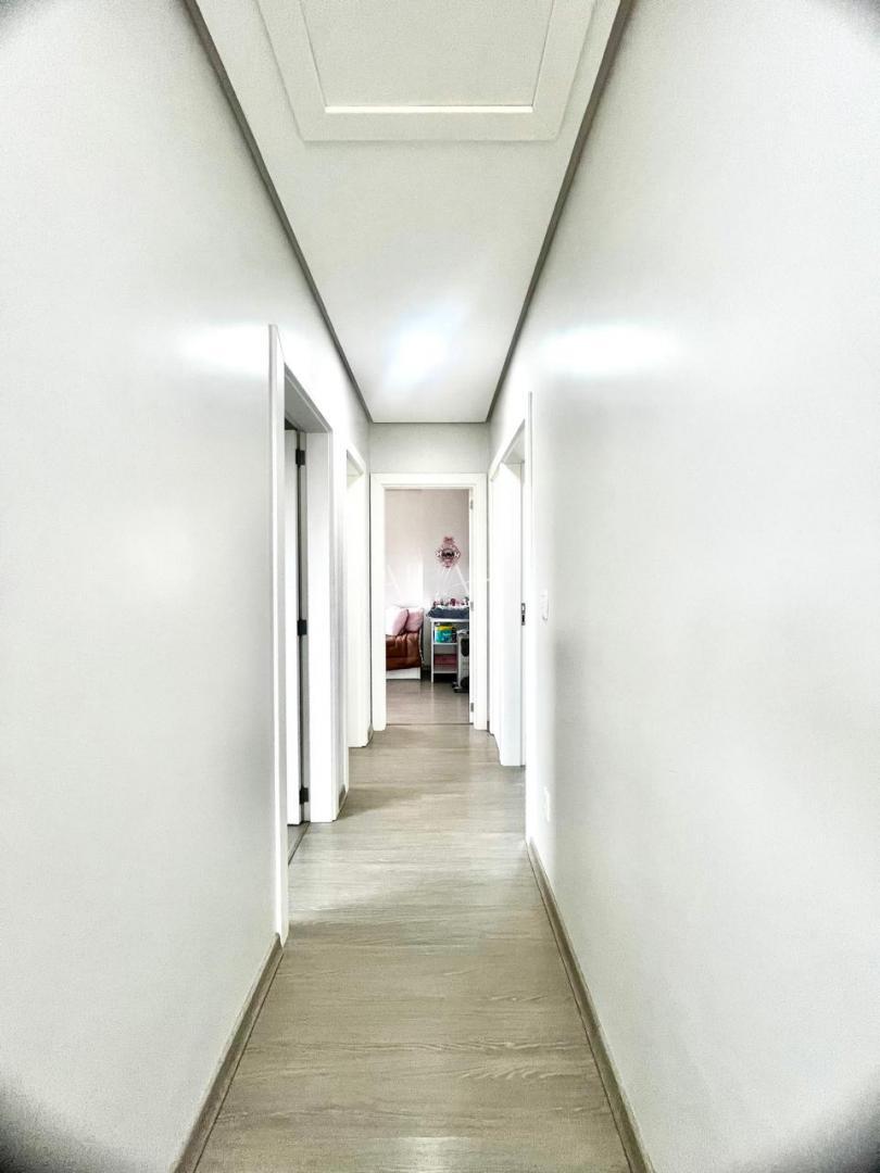 Casa à venda com 3 quartos, 294m² - Foto 7
