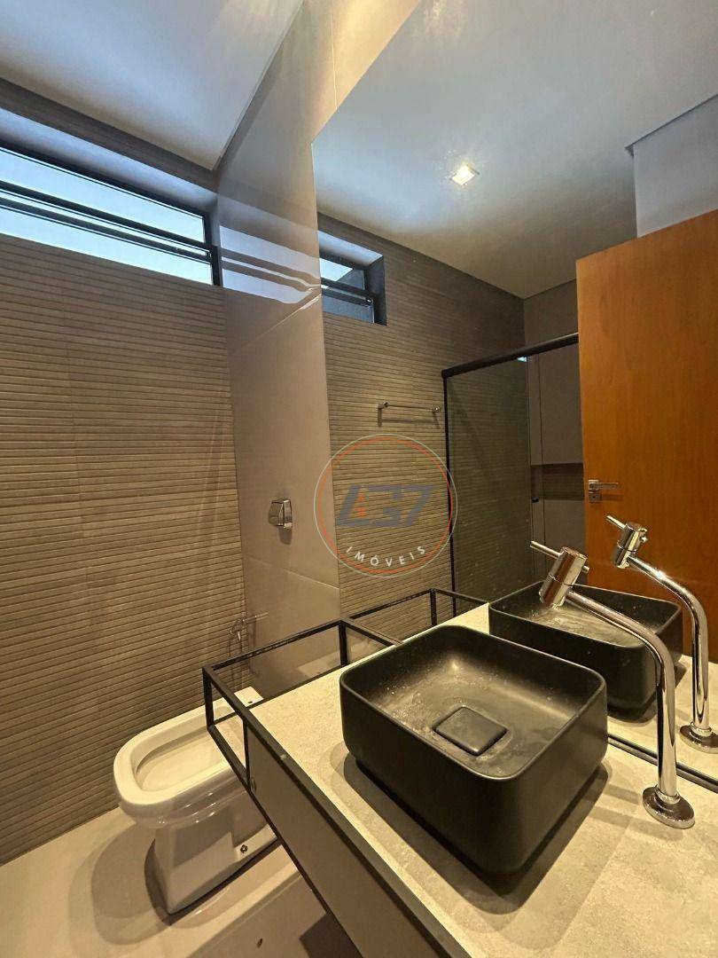 Casa de Condomínio para alugar com 3 quartos, 283m² - Foto 12