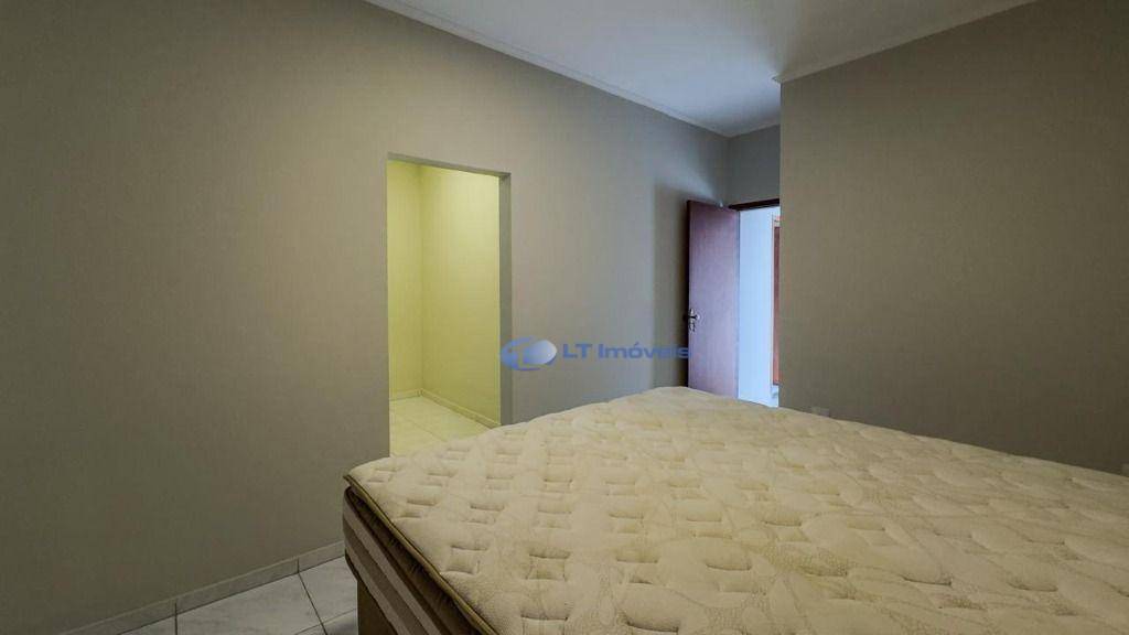 Casa para alugar com 3 quartos, 121m² - Foto 27