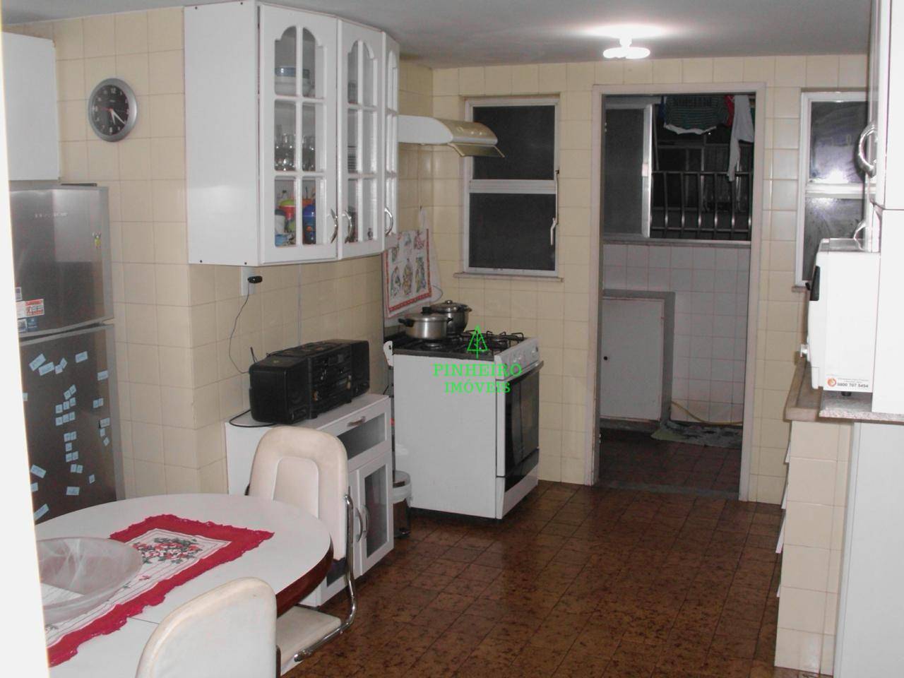 Apartamento à venda com 3 quartos, 122m² - Foto 9