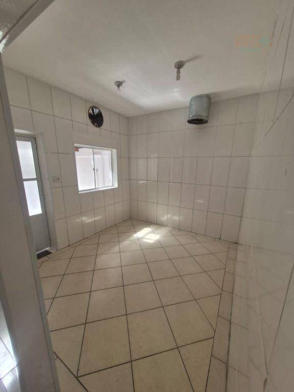 Casa, 3 quartos, 240 m² - Foto 33