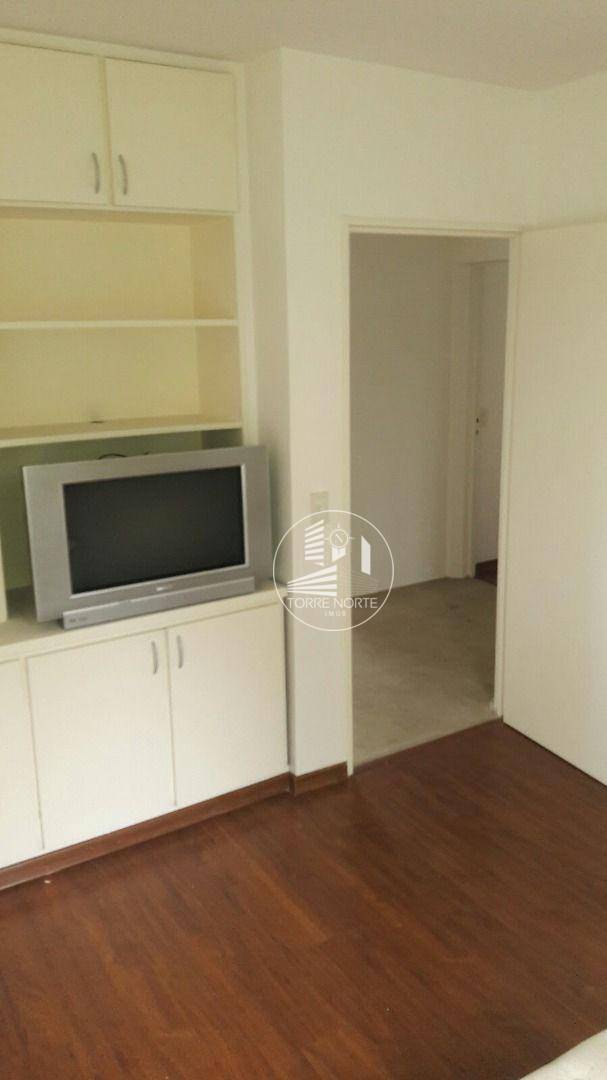 Apartamento à venda com 3 quartos, 126m² - Foto 13