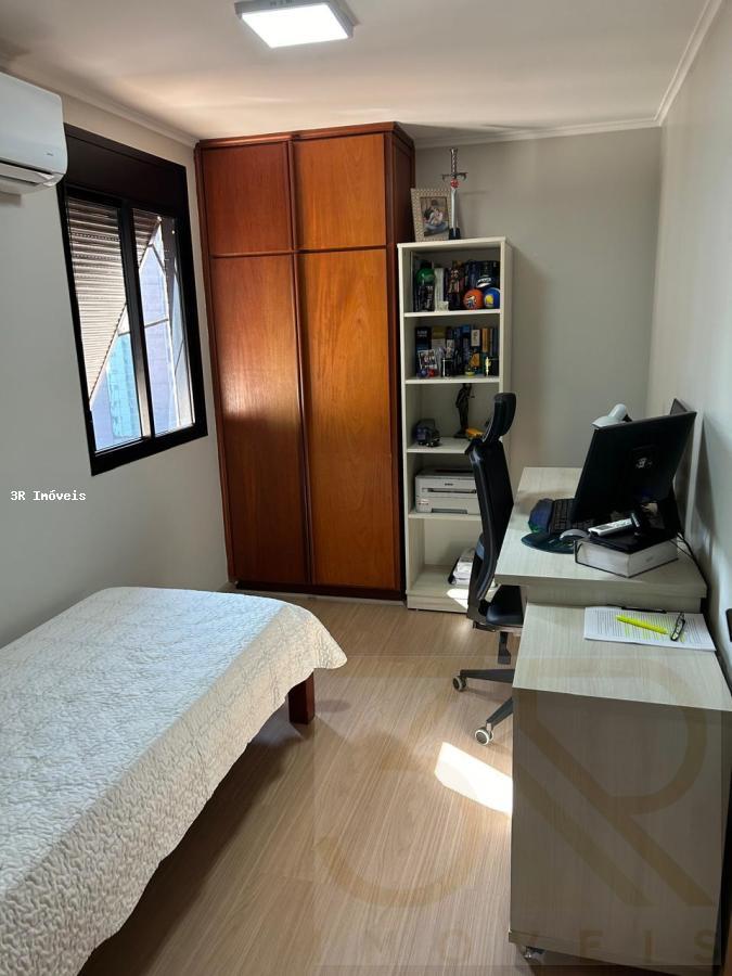 Apartamento à venda com 3 quartos, 93m² - Foto 17