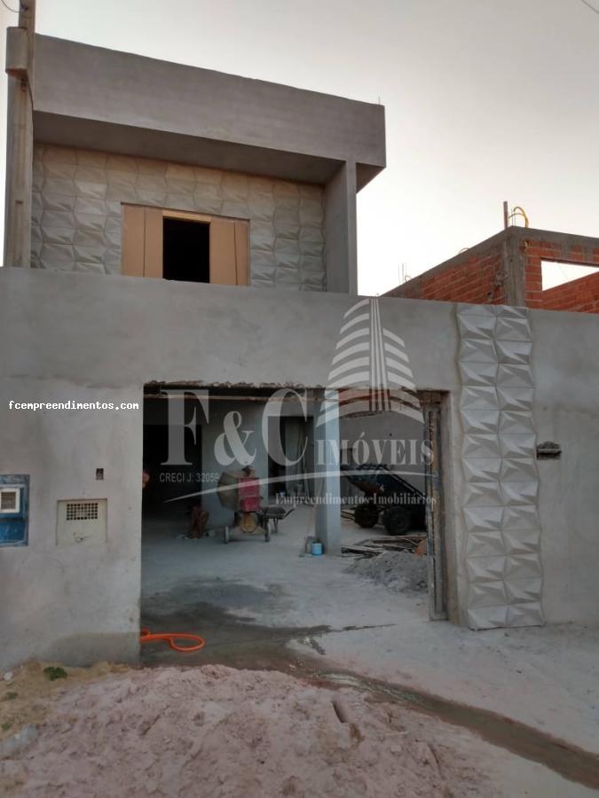 Sobrado à venda com 3 quartos, 200m² - Foto 1