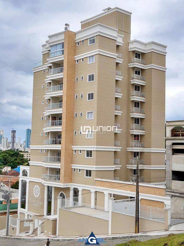 Apartamento à venda com 2 quartos, 108m² - Foto 1