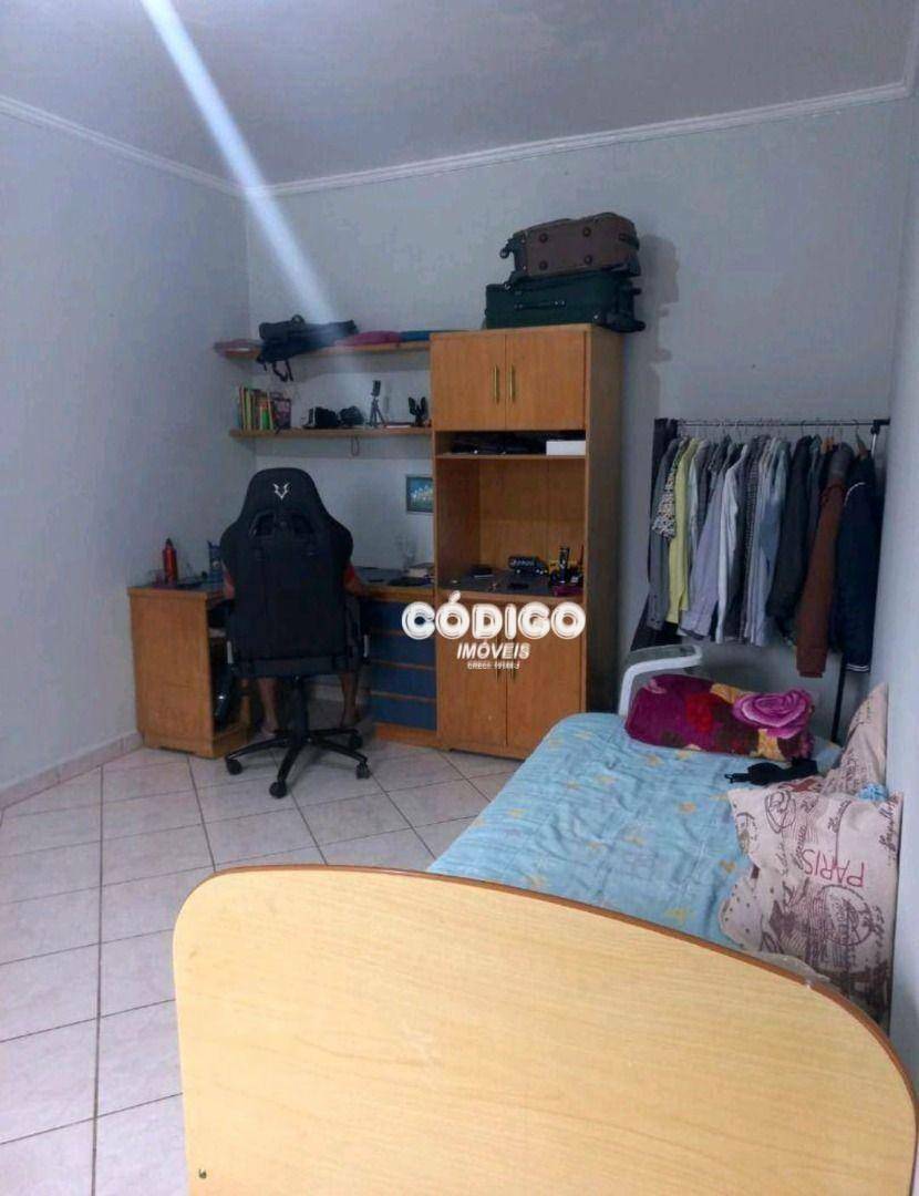 Sobrado à venda e aluguel com 3 quartos, 230m² - Foto 14