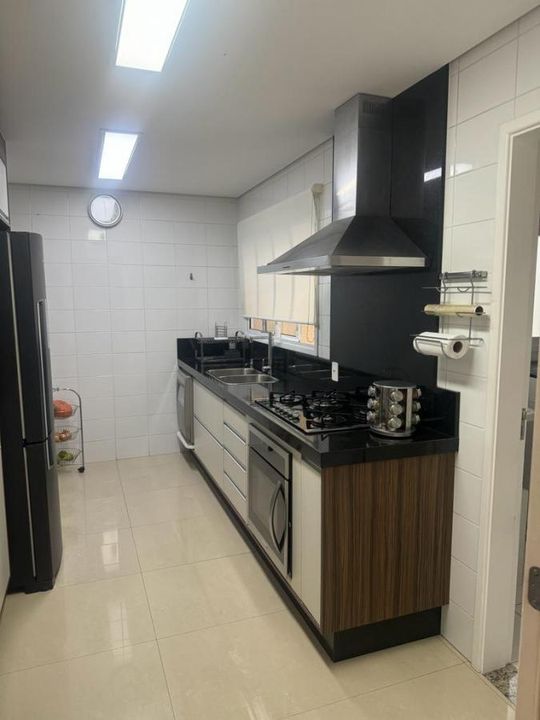 Apartamento à venda com 3 quartos, 158m² - Foto 15