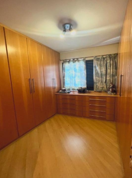 Apartamento à venda com 3 quartos, 140m² - Foto 8