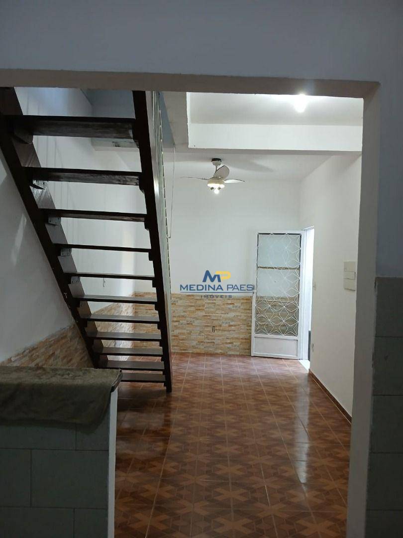 Casa à venda com 2 quartos, 60M2 - Foto 3