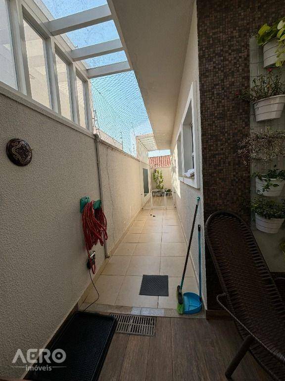 Casa à venda com 3 quartos, 165m² - Foto 18