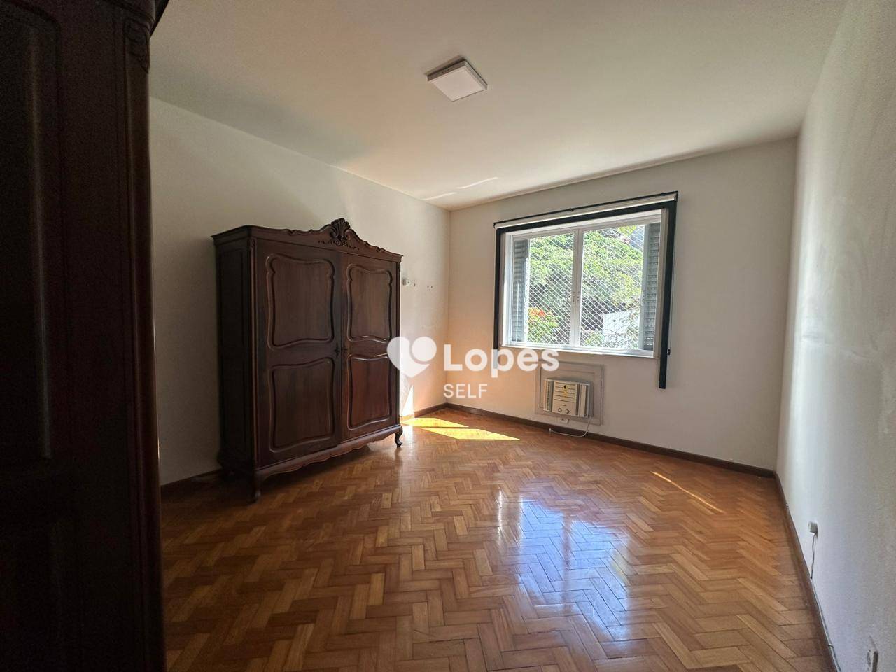 Apartamento à venda com 3 quartos, 161m² - Foto 6