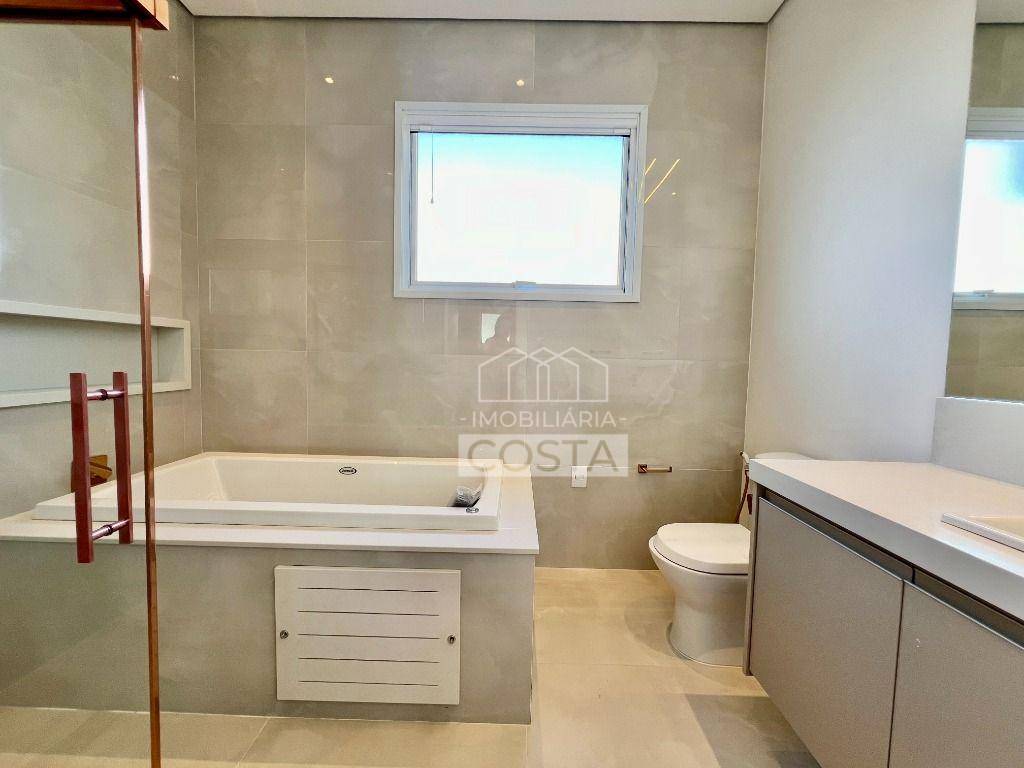 Casa de Condomínio à venda com 4 quartos, 600m² - Foto 40