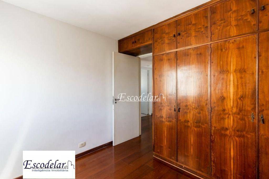 Apartamento à venda com 3 quartos, 135m² - Foto 3