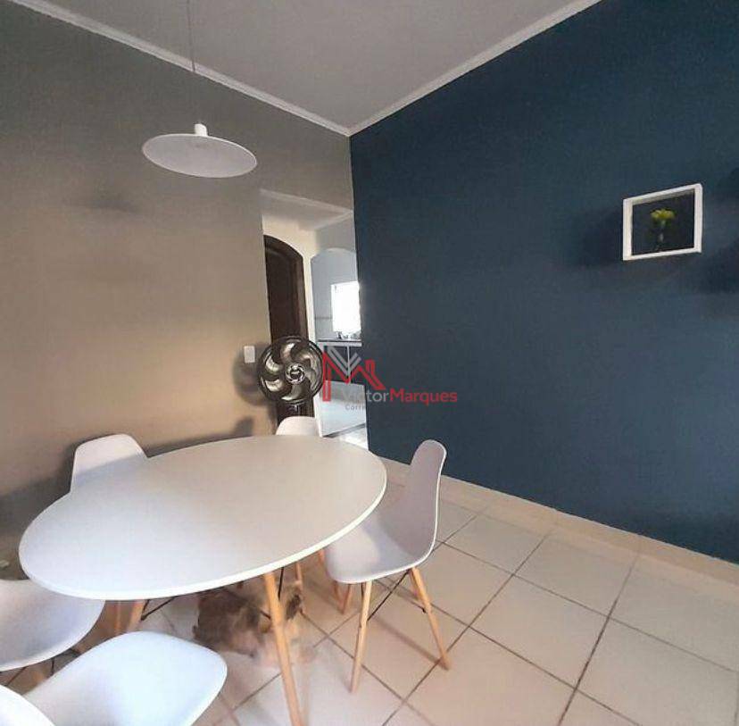 Casa à venda com 3 quartos, 140m² - Foto 2