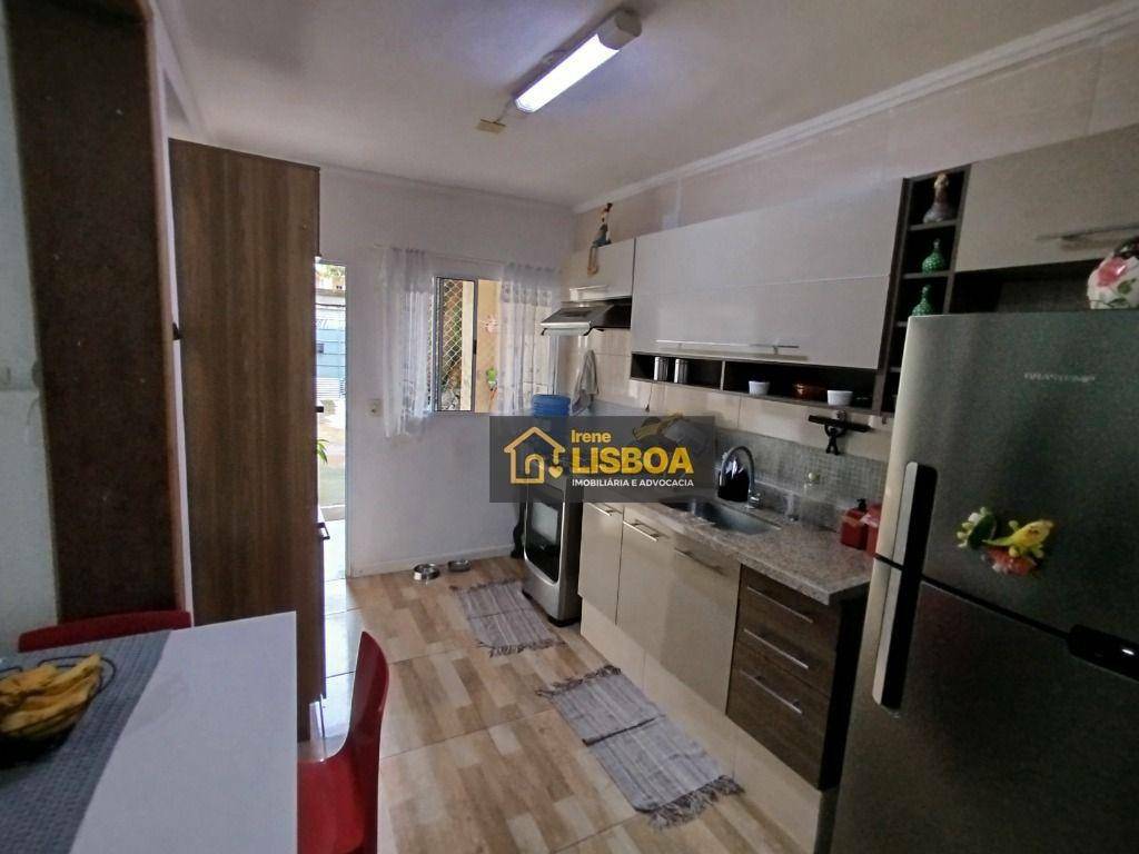 Casa à venda com 2 quartos, 128m² - Foto 19