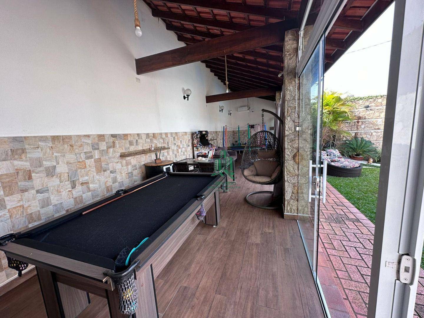 Casa à venda com 4 quartos, 225m² - Foto 34