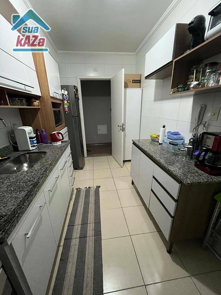 Apartamento à venda com 2 quartos, 70m² - Foto 12