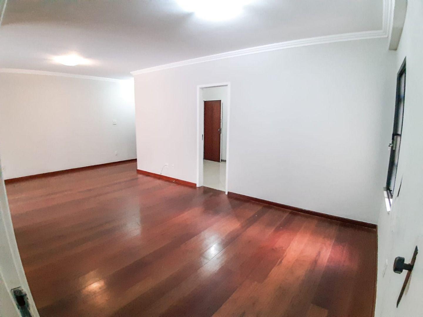 Apartamento à venda com 3 quartos, 130m² - Foto 20