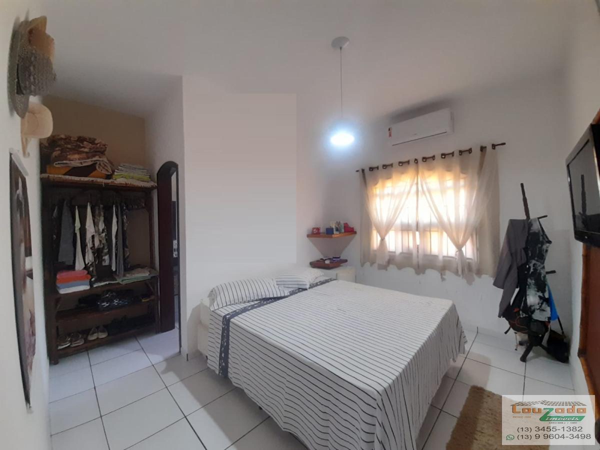 Casa à venda com 2 quartos, 180m² - Foto 14