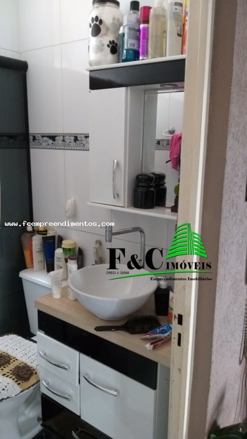 Apartamento à venda com 2 quartos, 42m² - Foto 4