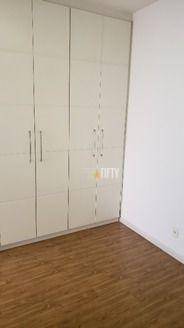 Apartamento para alugar com 2 quartos, 64m² - Foto 13