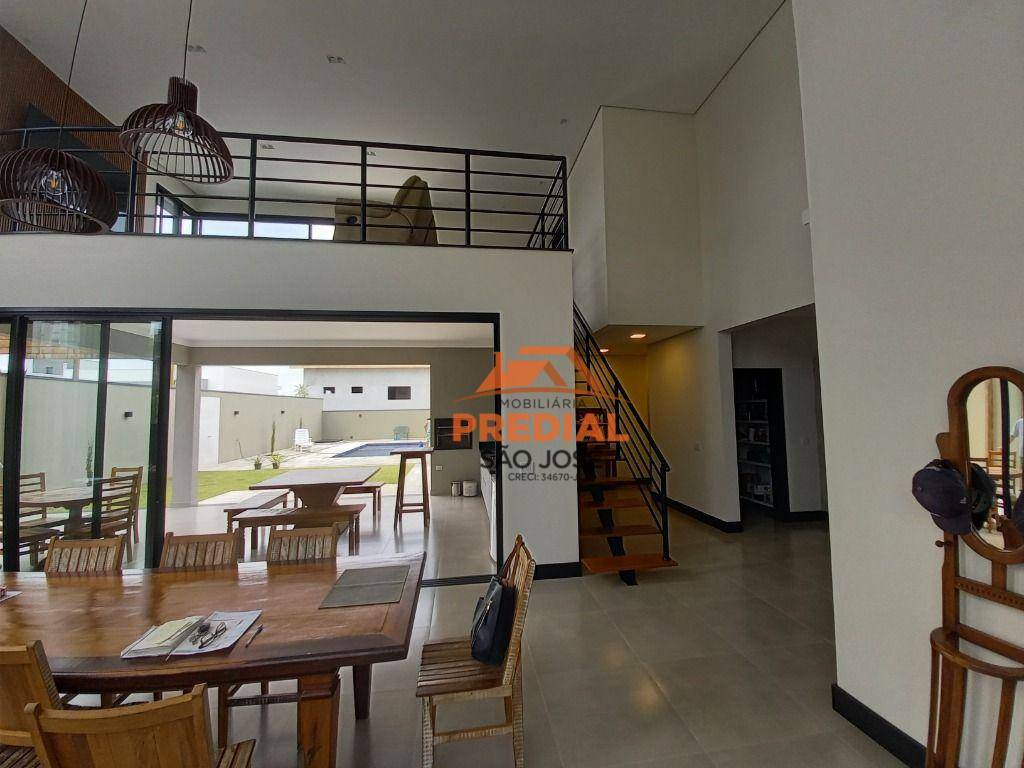 Casa de Condomínio à venda com 4 quartos, 400m² - Foto 14