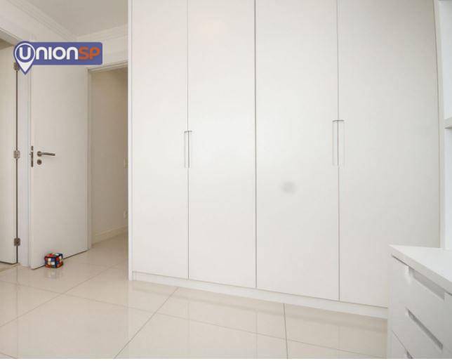 Apartamento à venda com 3 quartos, 130m² - Foto 13