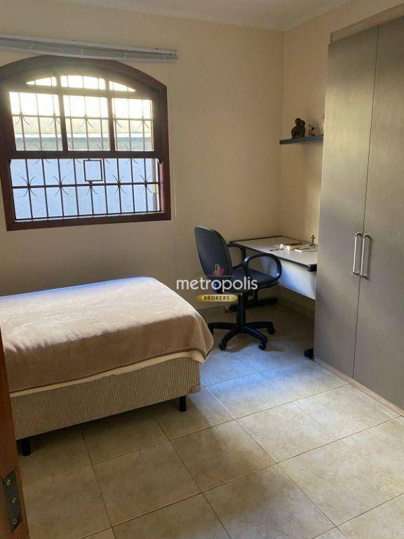 Casa à venda com 3 quartos, 199m² - Foto 13