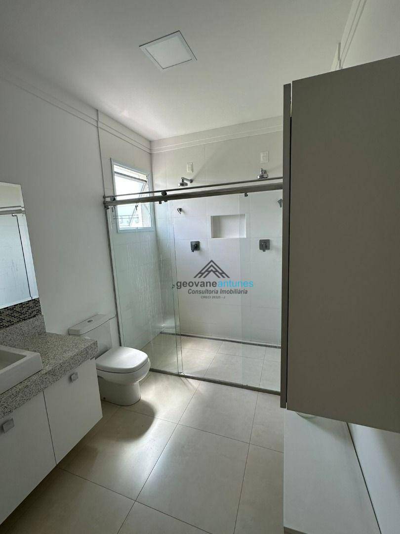 Casa de Condomínio para alugar com 5 quartos, 280m² - Foto 5