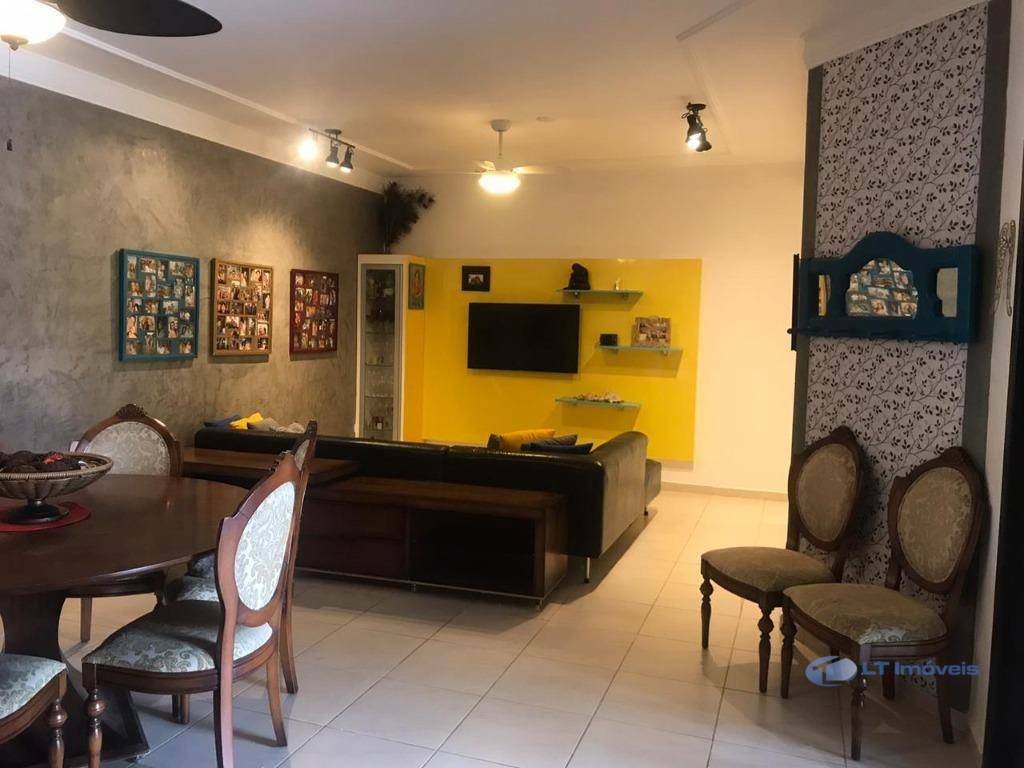 Casa à venda com 2 quartos, 145m² - Foto 5