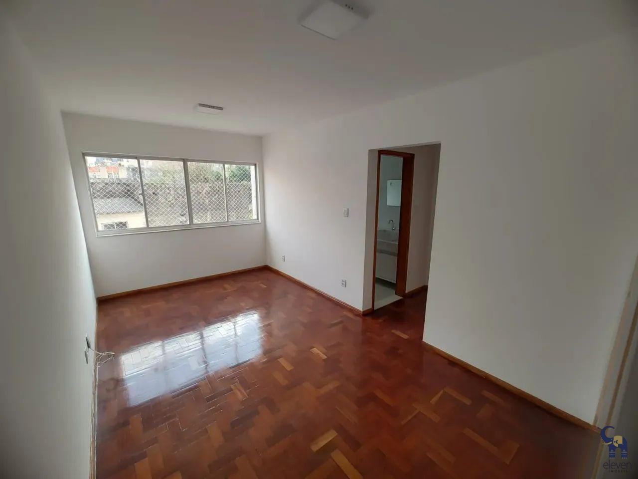 Apartamento à venda com 2 quartos, 66m² - Foto 3