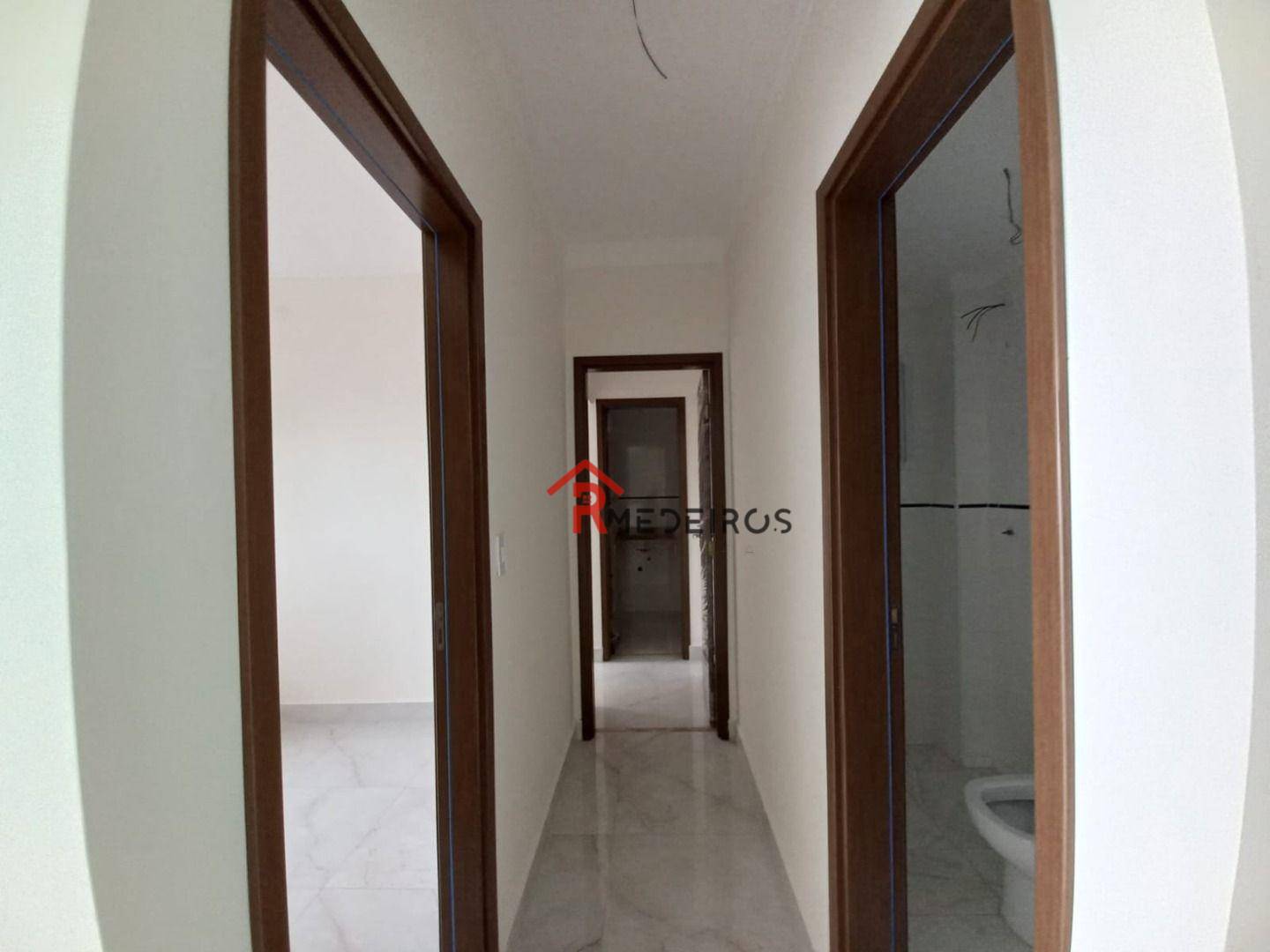 Apartamento à venda com 2 quartos, 70m² - Foto 13