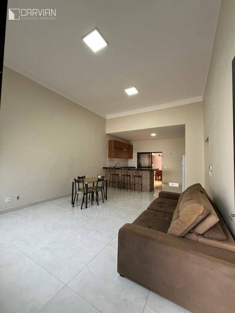 Casa à venda com 3 quartos, 110m² - Foto 1