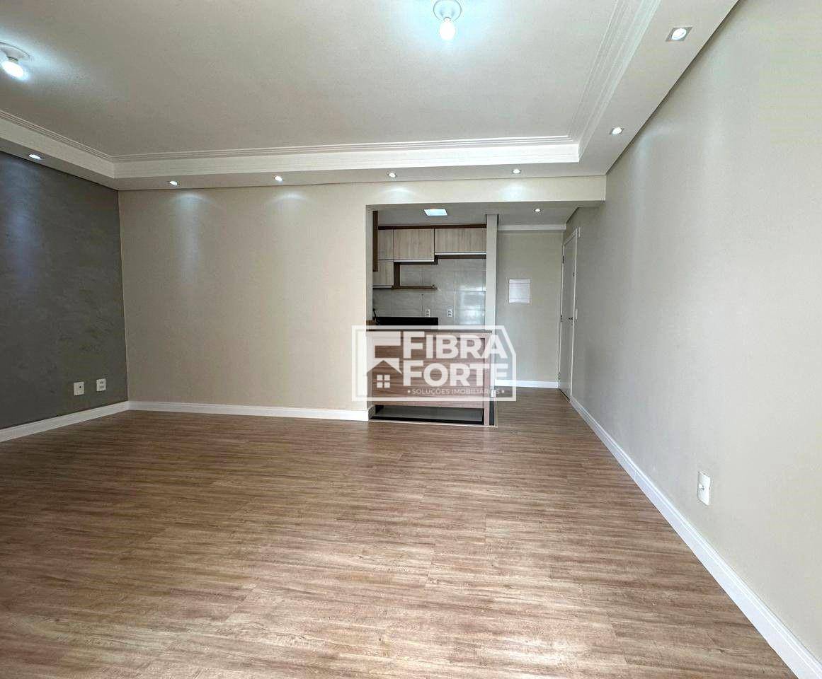 Apartamento à venda com 3 quartos, 75m² - Foto 5