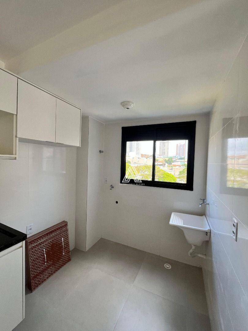 Apartamento à venda com 2 quartos, 57m² - Foto 6