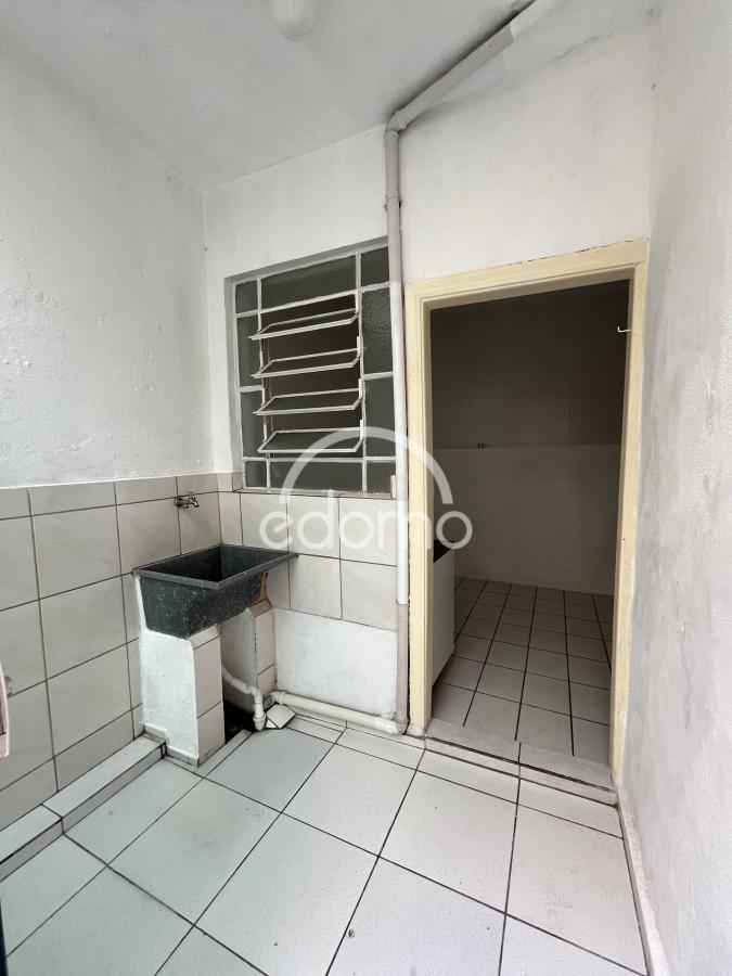 Apartamento para alugar com 1 quarto, 60m² - Foto 13