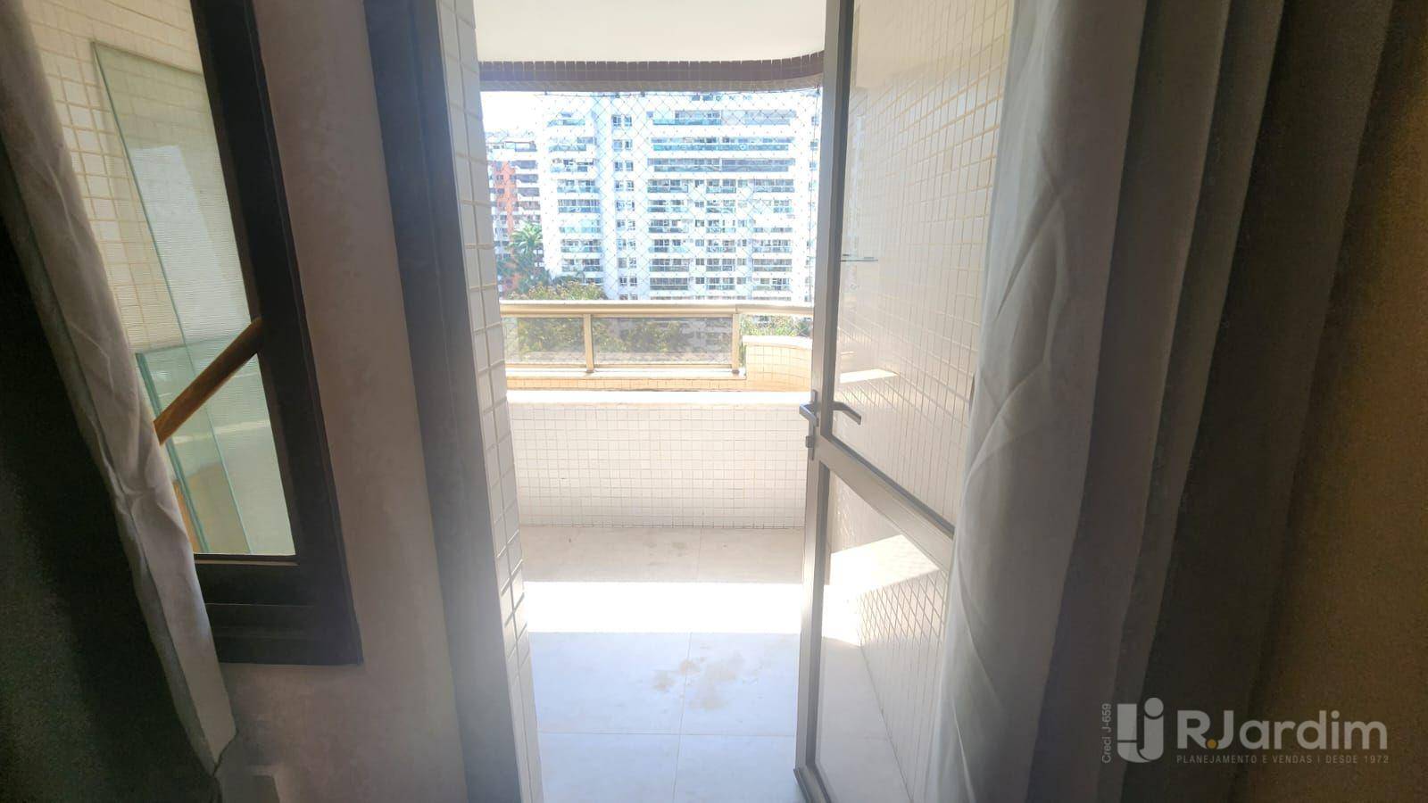 Apartamento para alugar com 3 quartos, 114m² - Foto 36