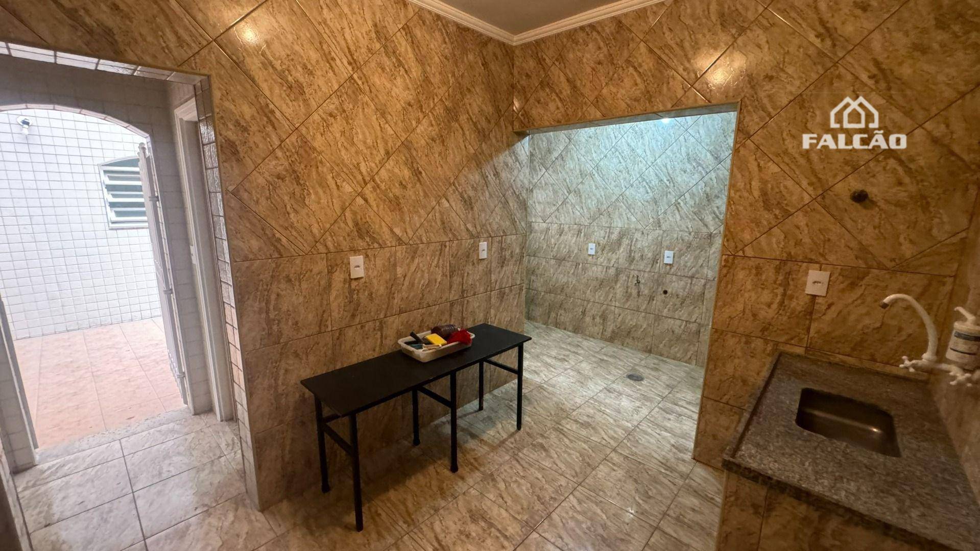 Sobrado à venda com 4 quartos, 214m² - Foto 39