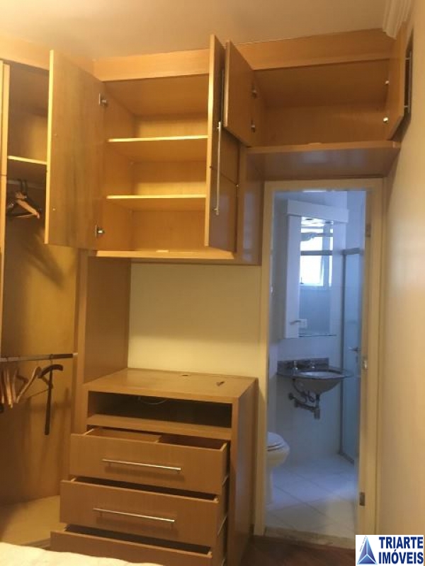 Apartamento à venda com 2 quartos, 72m² - Foto 10