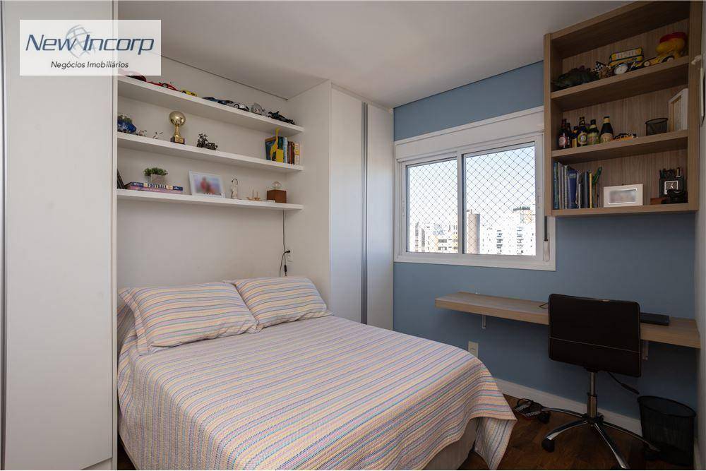 Apartamento à venda com 3 quartos, 179m² - Foto 13